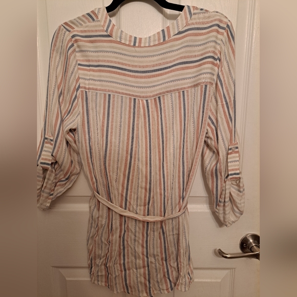 Tunic style striped blouse - Picture 2 of 4